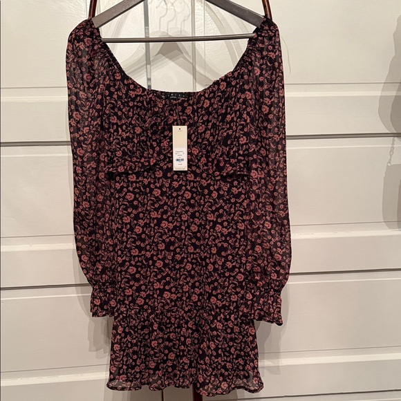 Trixxi Dresses & Skirts - Francesca’s NWT Floral Off Shoulder Mini Dress Small Romantic Boho